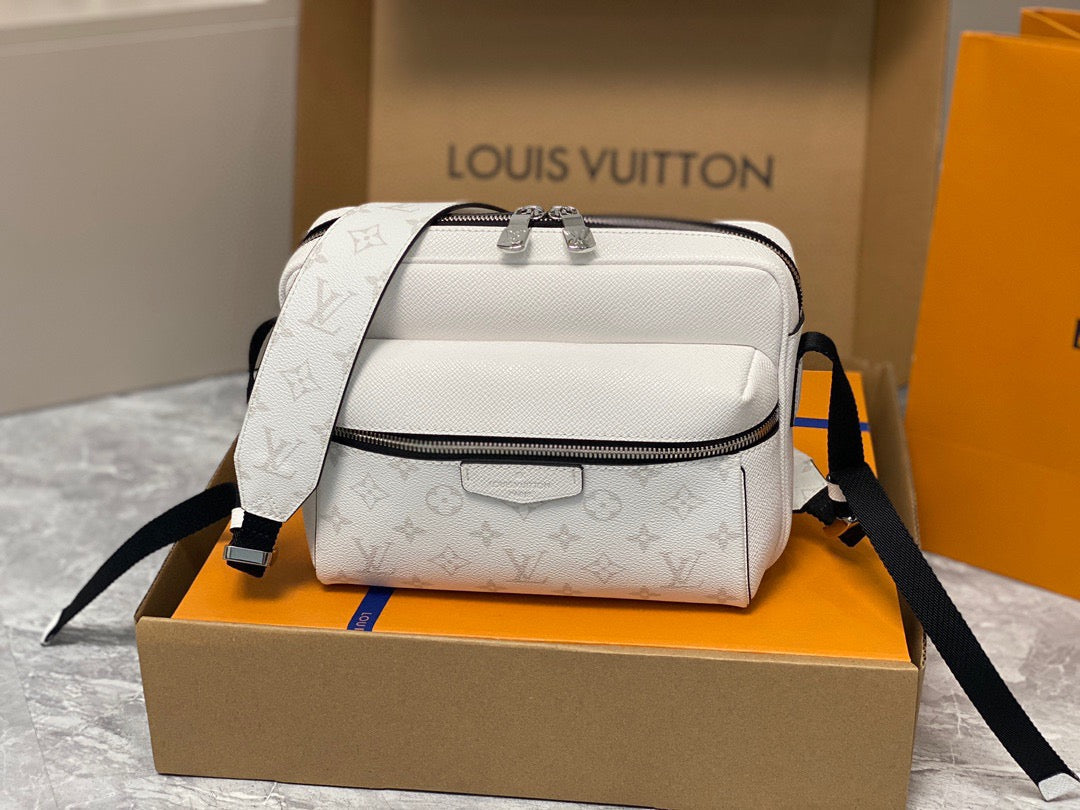 LV Taigarama Outdoor M30233 - sneakerhillcom