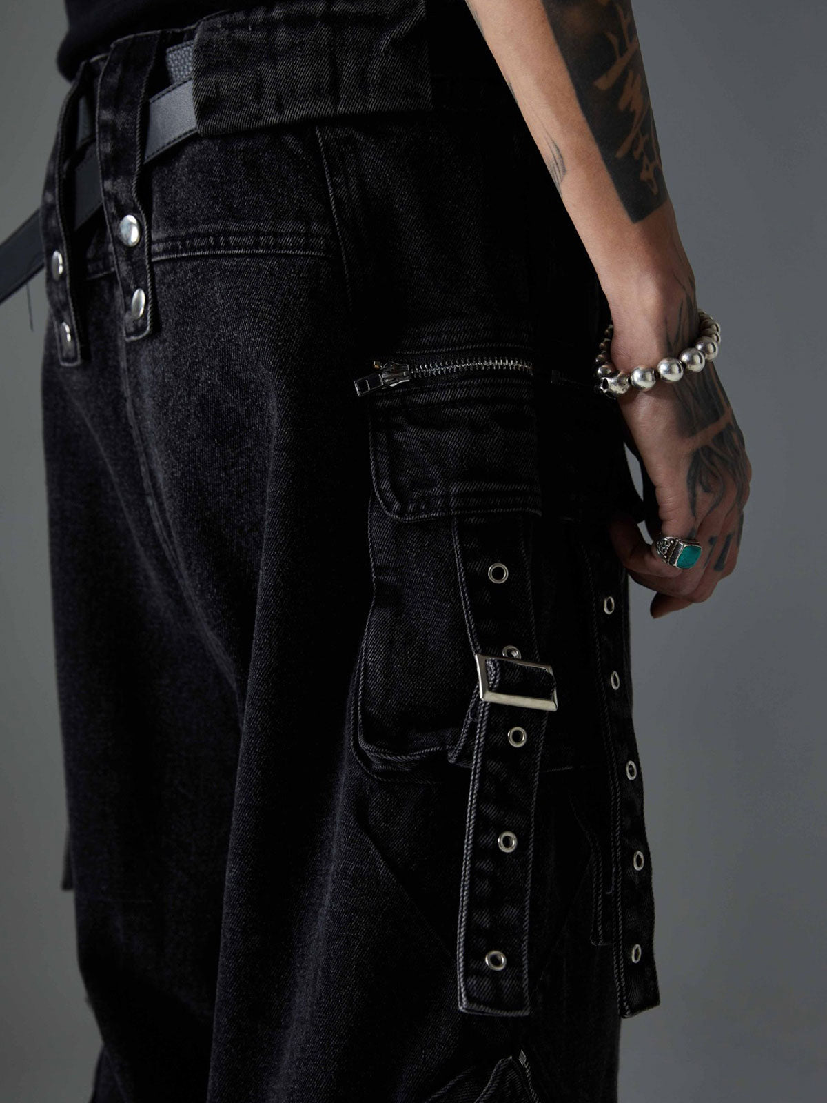 Sneakerhill Multi-Pocket Exposed Zippers Baggy Jeans - sneakerhillcom