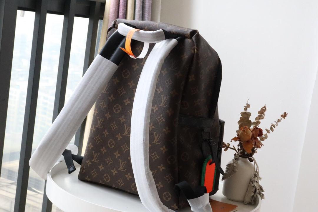 SO - LV DISCOVERY BACKPACK MONOGRAM M57965 - sneakerhillcom