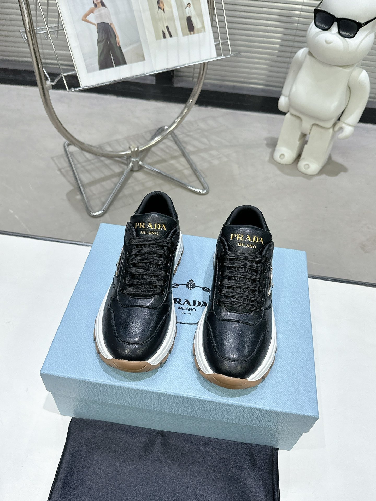 PRD Triangle Logo Leather Black Sneakers -047 - sneakerhillcom