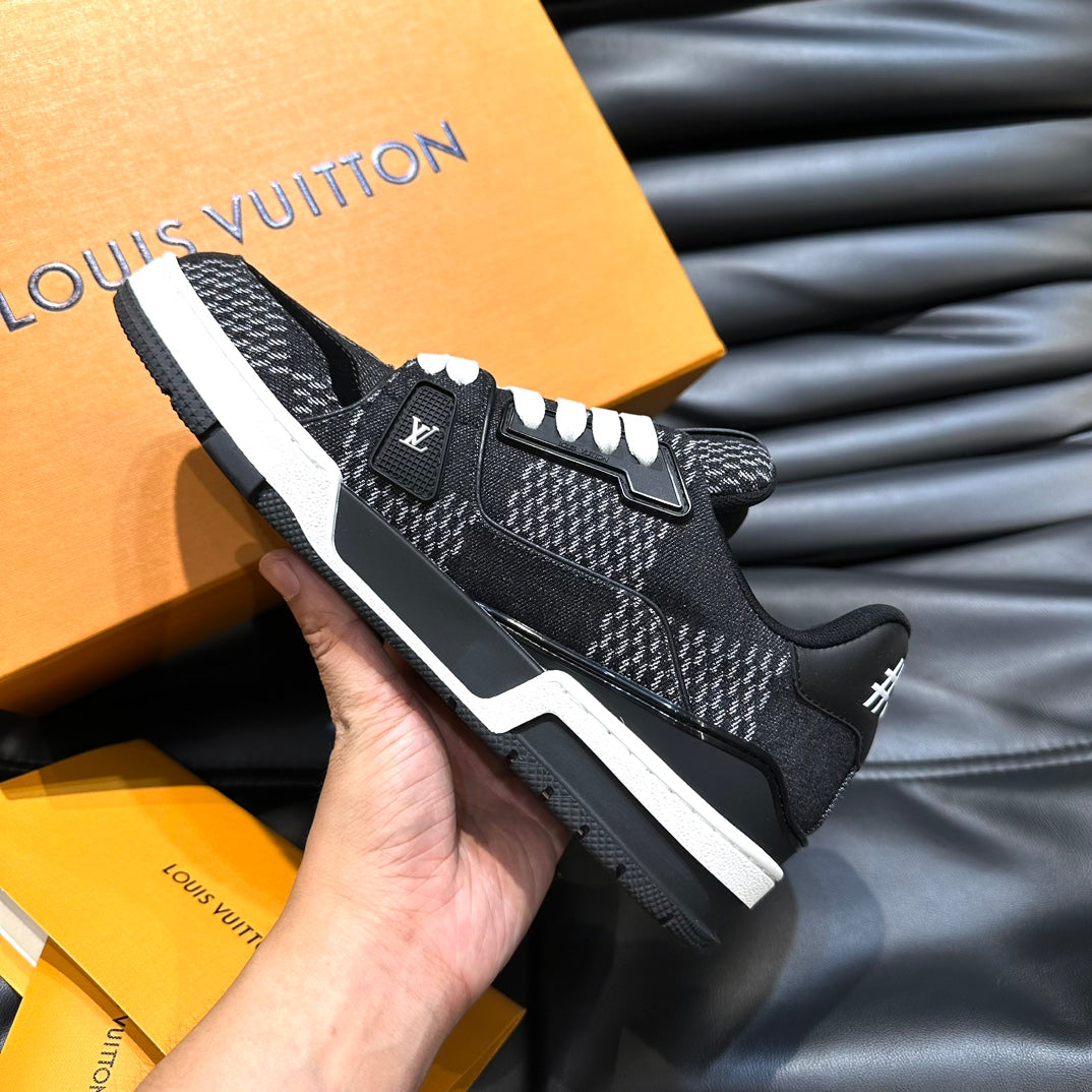 LUV Trainer Black Sneakers -072 - sneakerhillcom