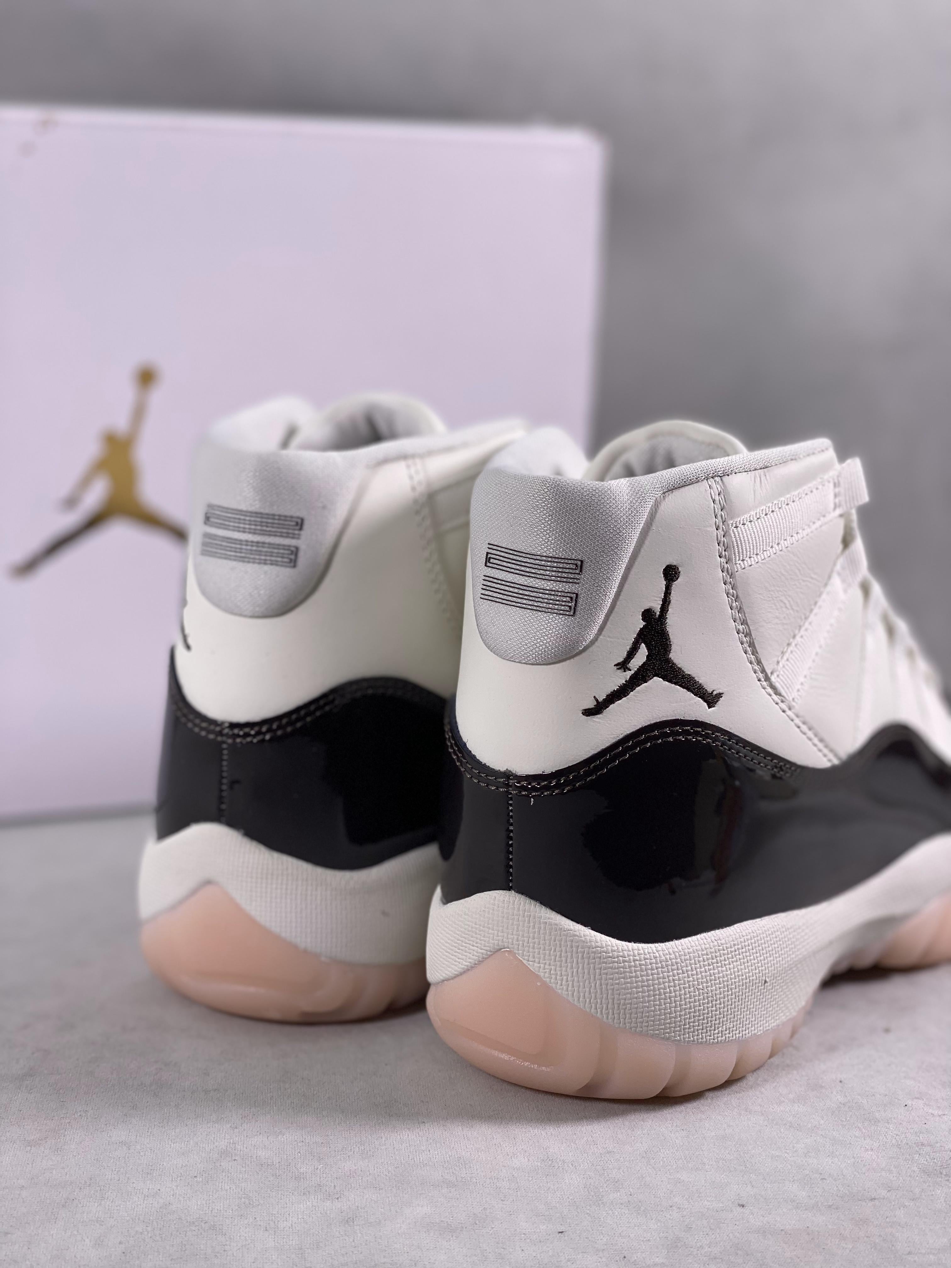 Custom Air Jordan AJ11 "Neapolitan" AR0715-101 - sneakerlandnet