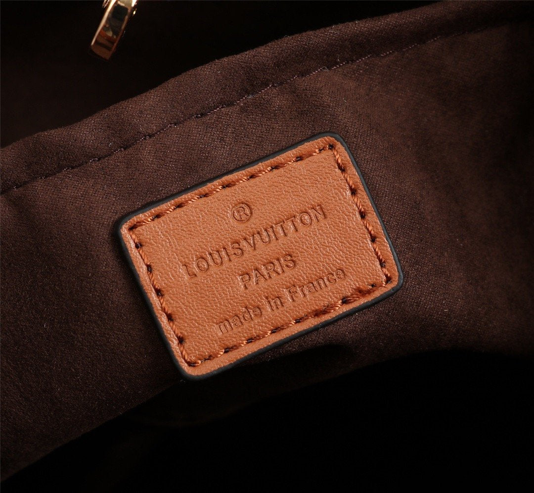 Sneakerhill - Luxury Edition Bags LUV 183