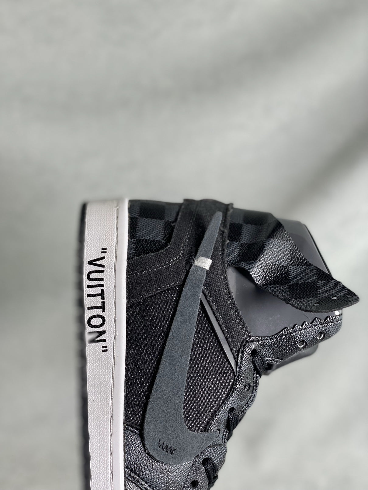 Custom Air Jordan 1 x LV Logo - sneakerlandnet