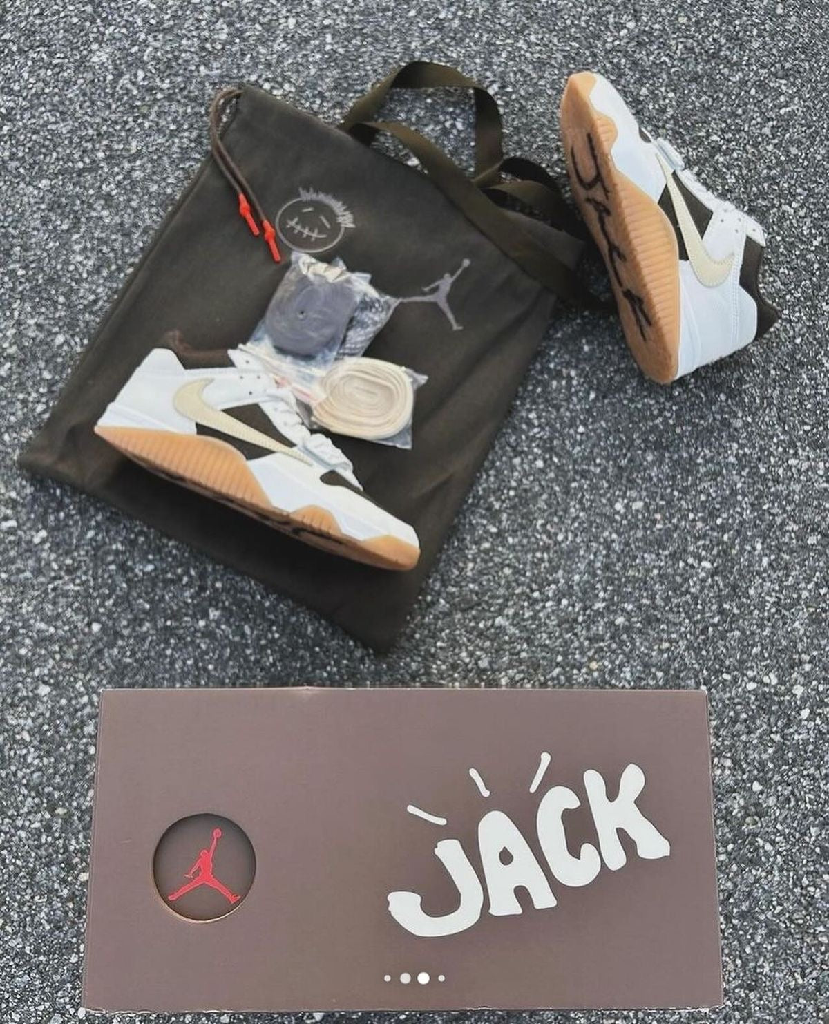 Custom Travis Scott x Air Jordan Executive The Check - sneakerhillcom