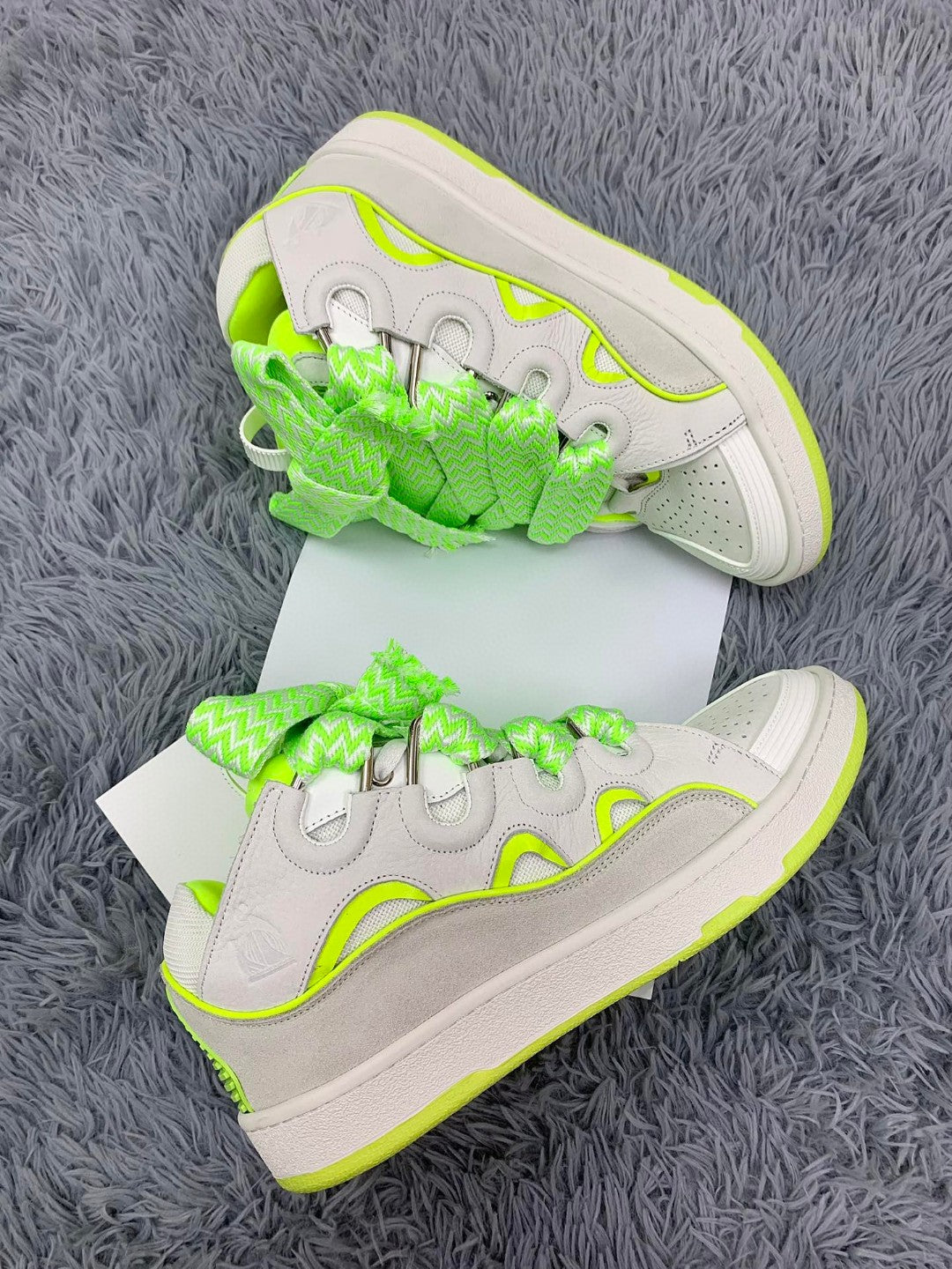 Premium  Women Leather Curb Sneaker white fluorescent yellow - sneakerhillcom