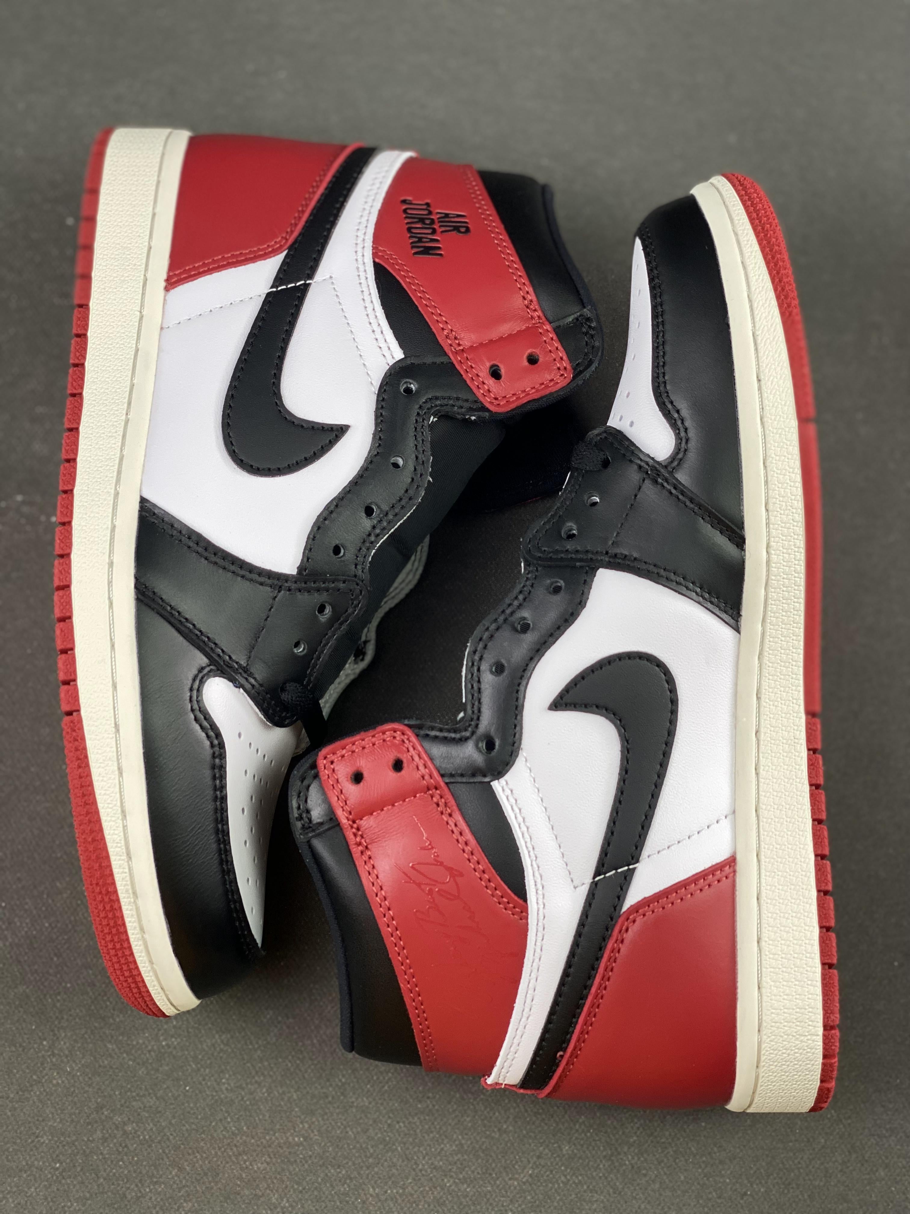 Custom Air Jordan 1 High OG“Black Toe Reimagined” sneakerland