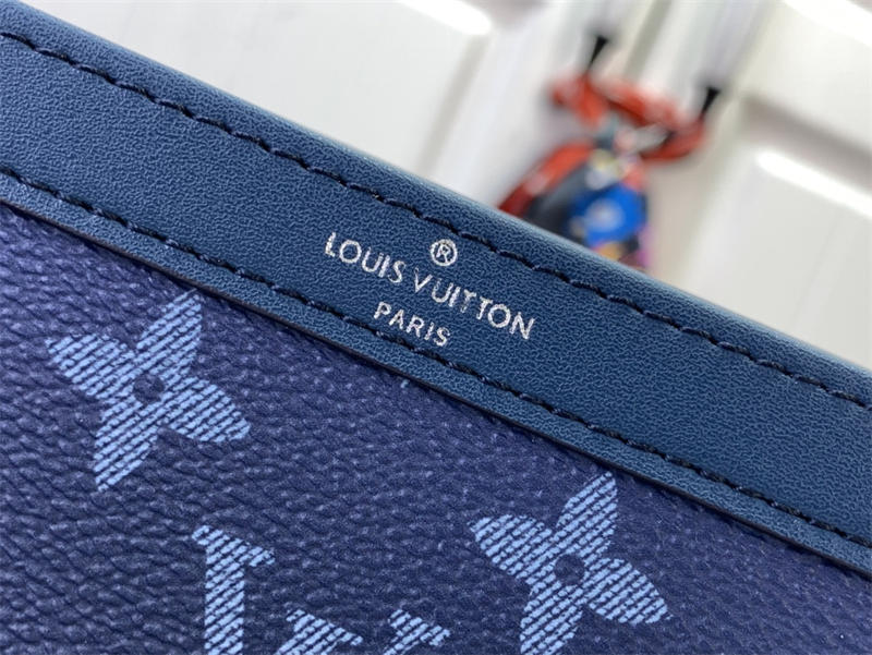 LV OnTheGo Monogram M81124 1984brand