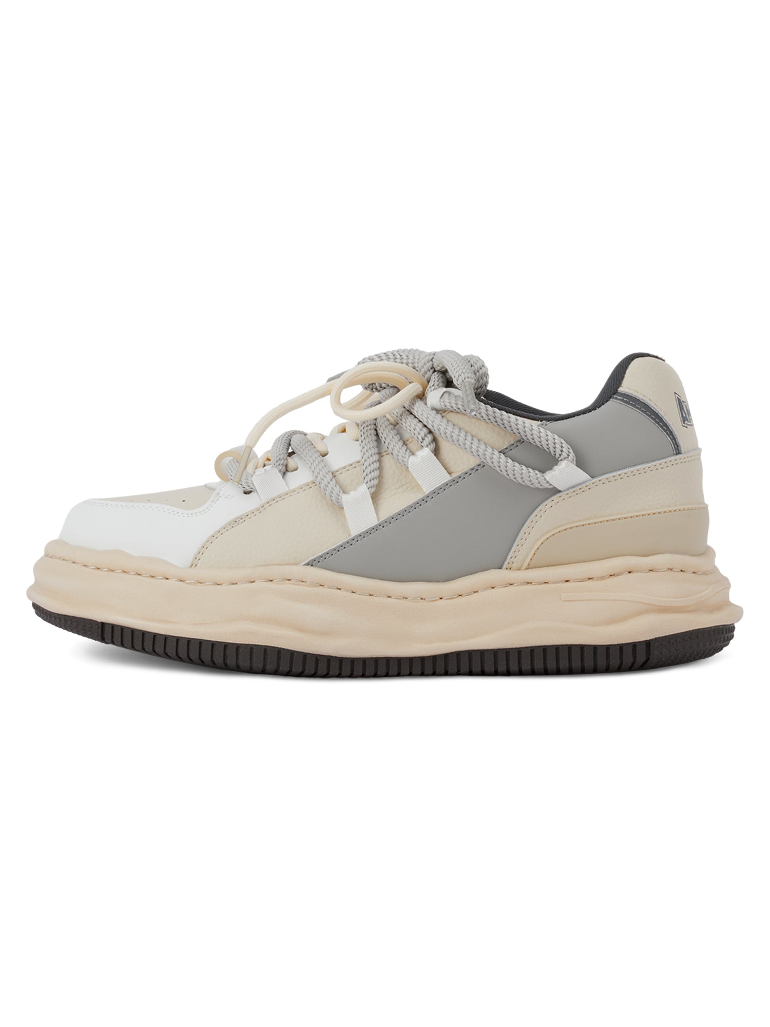 Sneakerhill Retro Air Force Original Sole Sneakers - sneakerhillcom