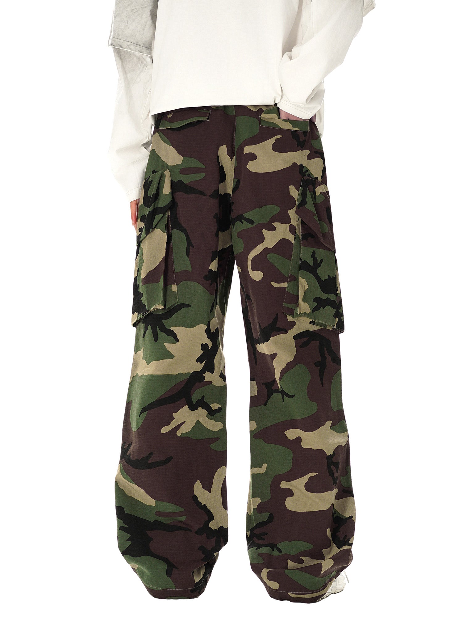 Sneakerhill High Street Badge Camouflage Multi-Pocket Pants SP240828P8ID