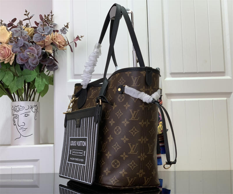 Sneakerhill LV Monogram Bag M12061 1984brand