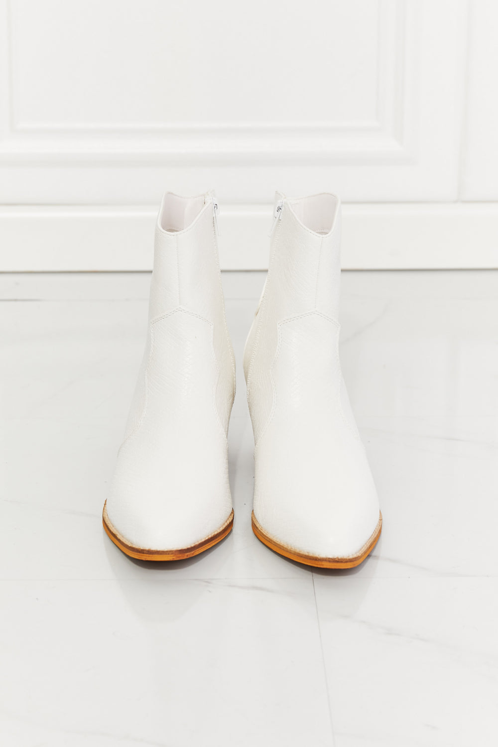 MMShoes Watertower Town Faux Leather Western Ankle Boots in White Trendsi