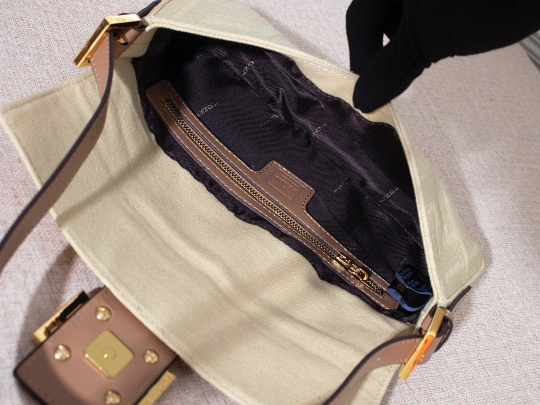 Sneakerhill - Top Quality Bag FND 702