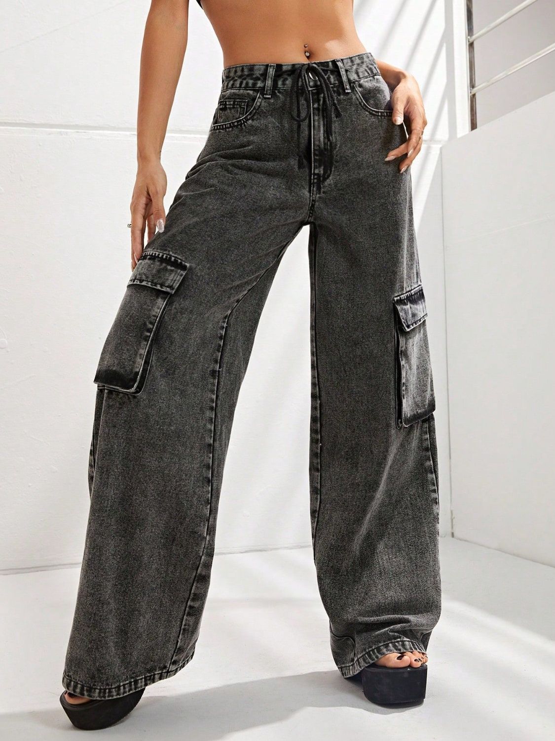 Wide Leg Jeans with Pockets Trendsi