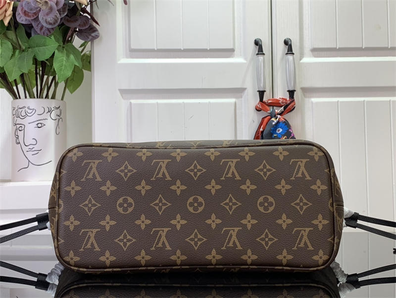 Sneakerhill LV Monogram Bag M12061 1984brand