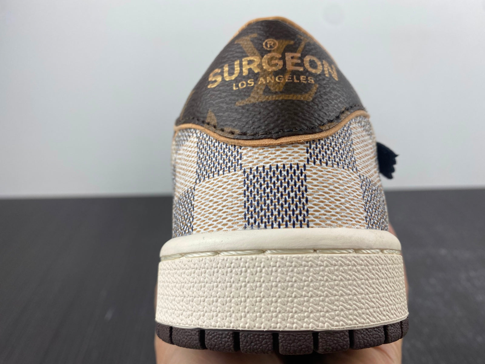 Custom Air Force 1 LV Low Surgeon Los Angeles - sneakerlandnet