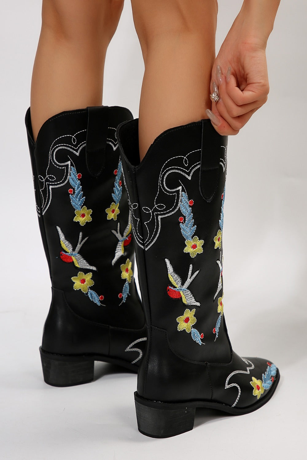 Embroidered Point Toe Block Heel Boots Trendsi