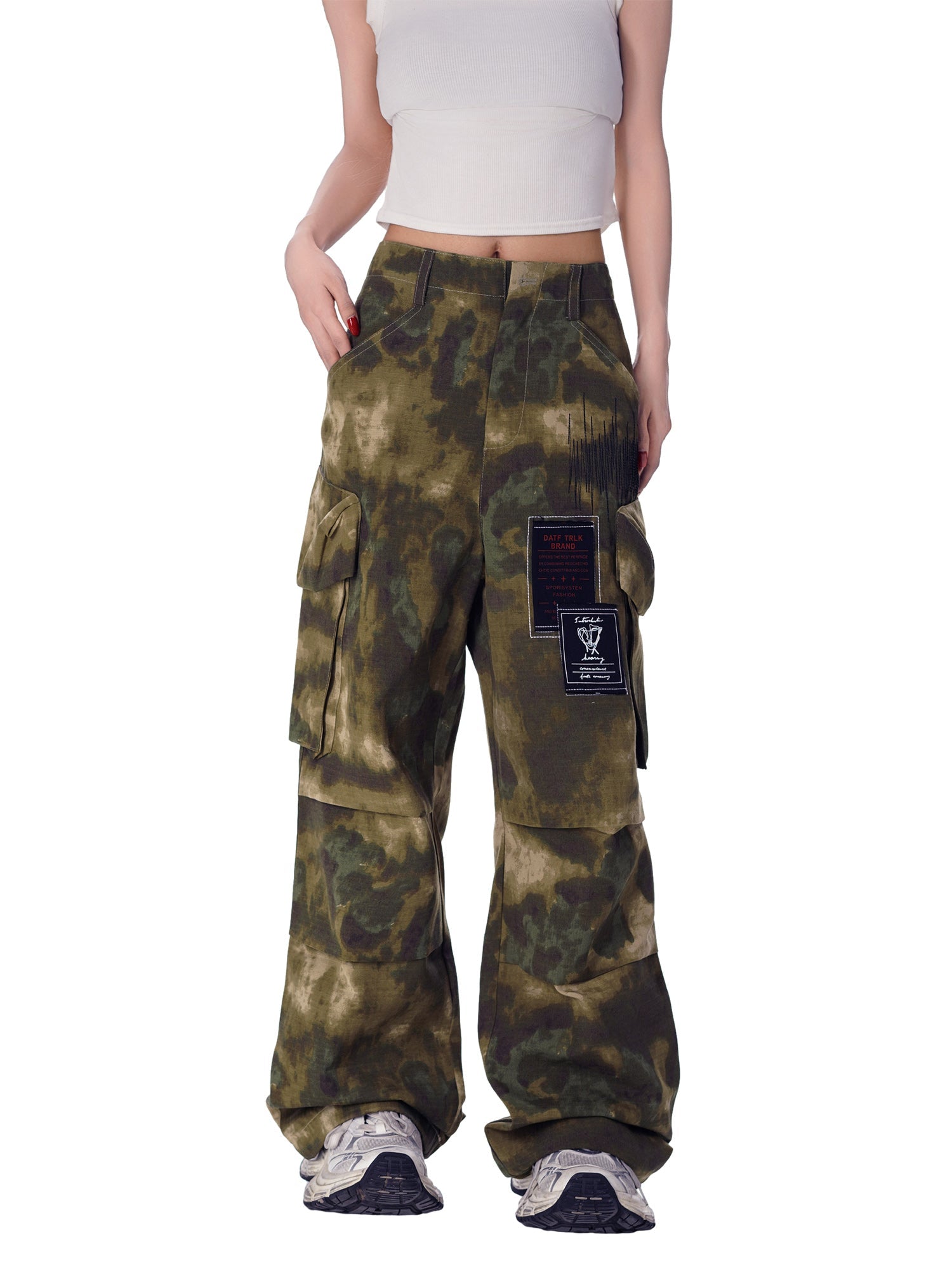 Sneakerhill High Street Badge Camouflage Multi-Pocket Pants SP240828P8ID