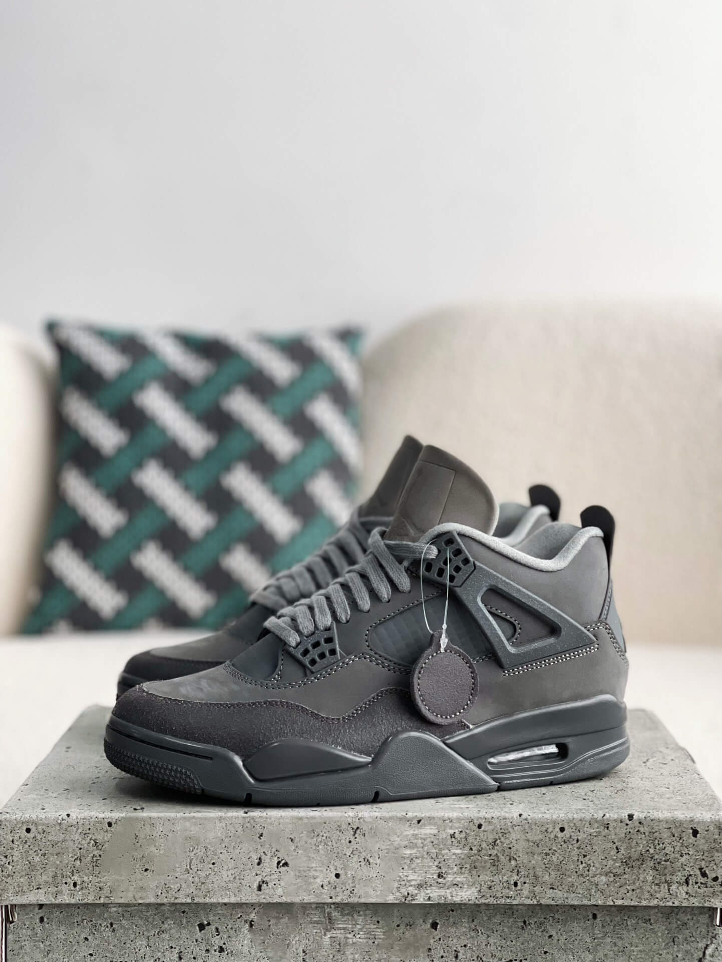 Air Jordan 4 Retro "Dark Grey"