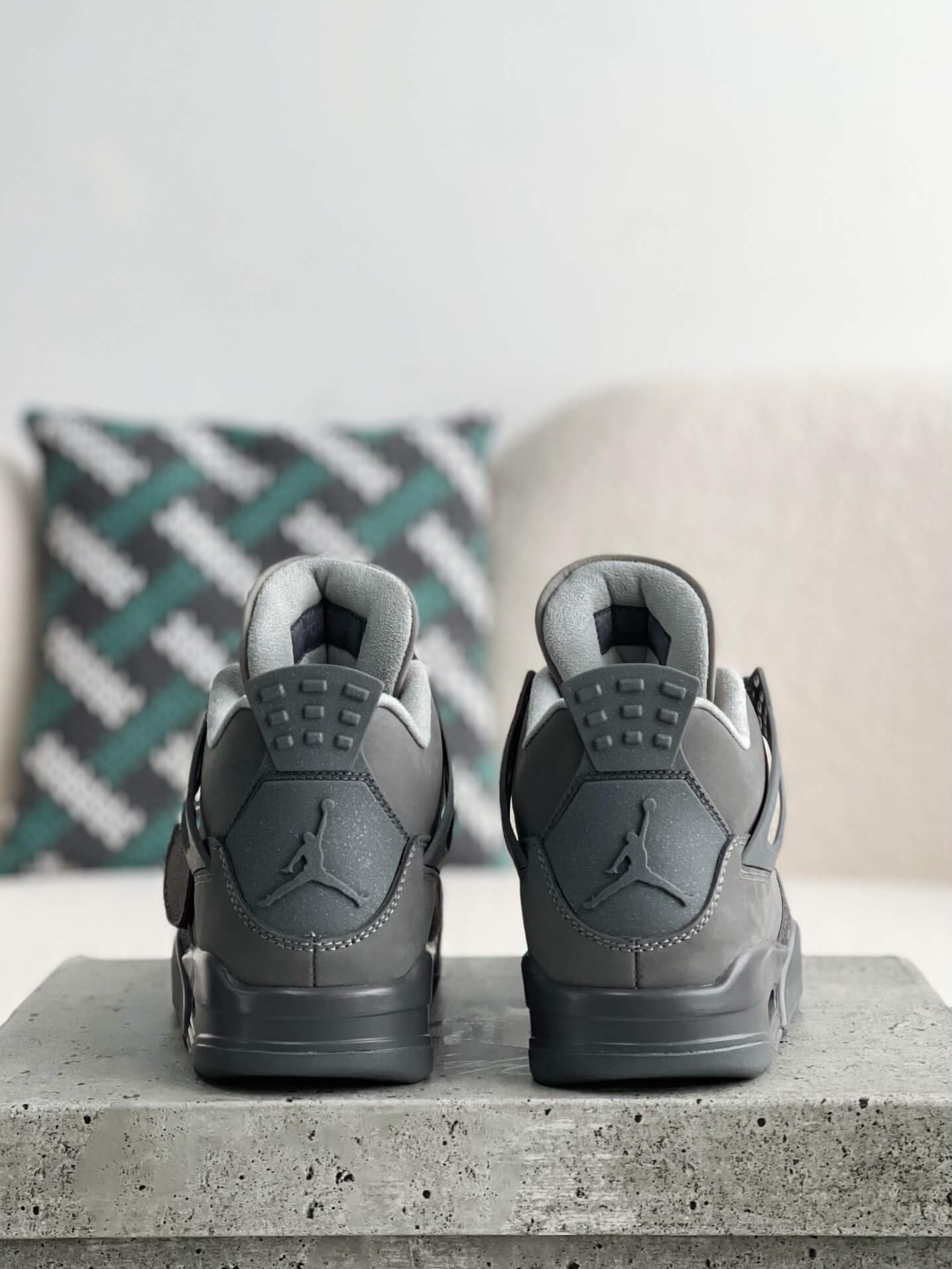 Air Jordan 4 Retro "Dark Grey"