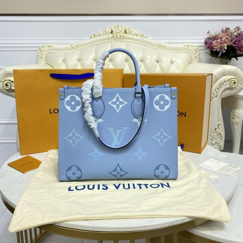 Sneakerhill Blue ONTHEGO Tote Bag - LUV 593