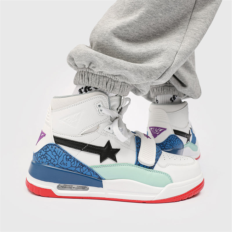 Classic Shoes - White Stars Sneakers - sneakerhillcom