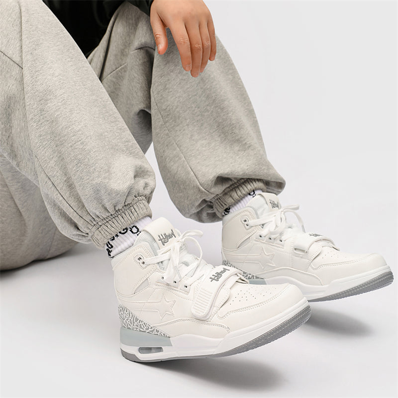 Classic Shoes - White Stars Sneakers - sneakerhillcom