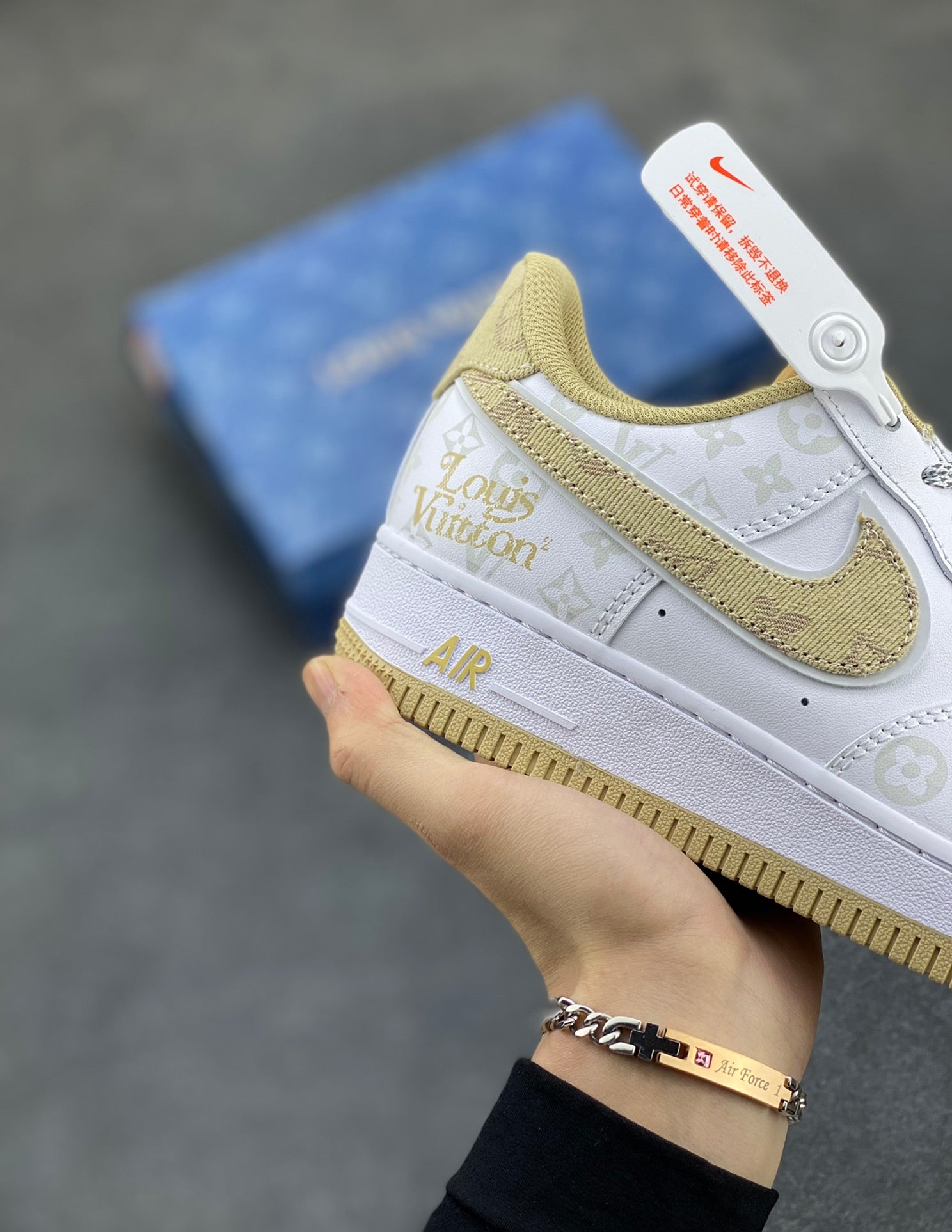 Custom Air Force 1 07 Low x LV CV0670-100 sneakerhypes