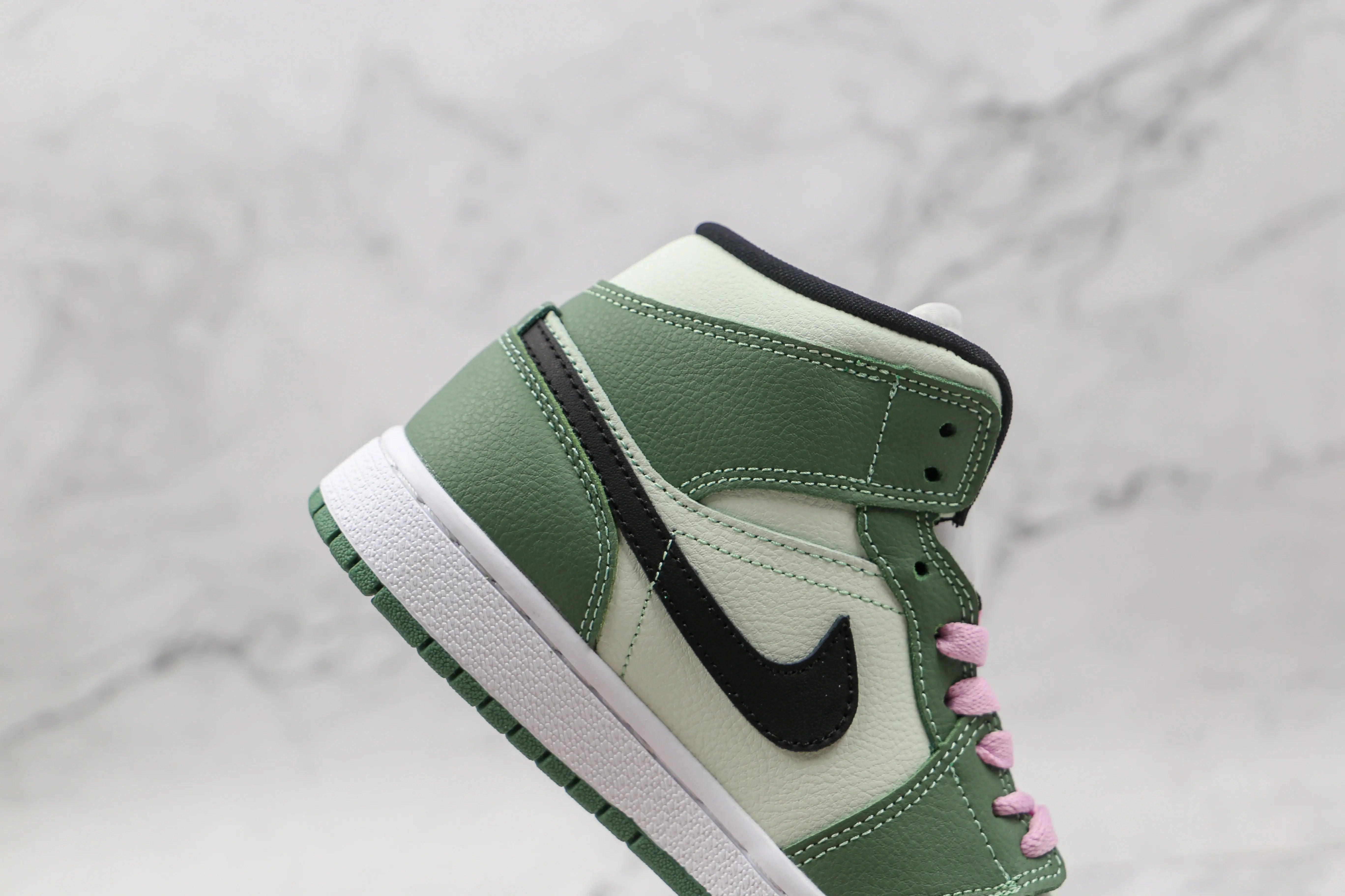 Custom Air Jordan 1 Dutch Green High Q sneakerlandnet