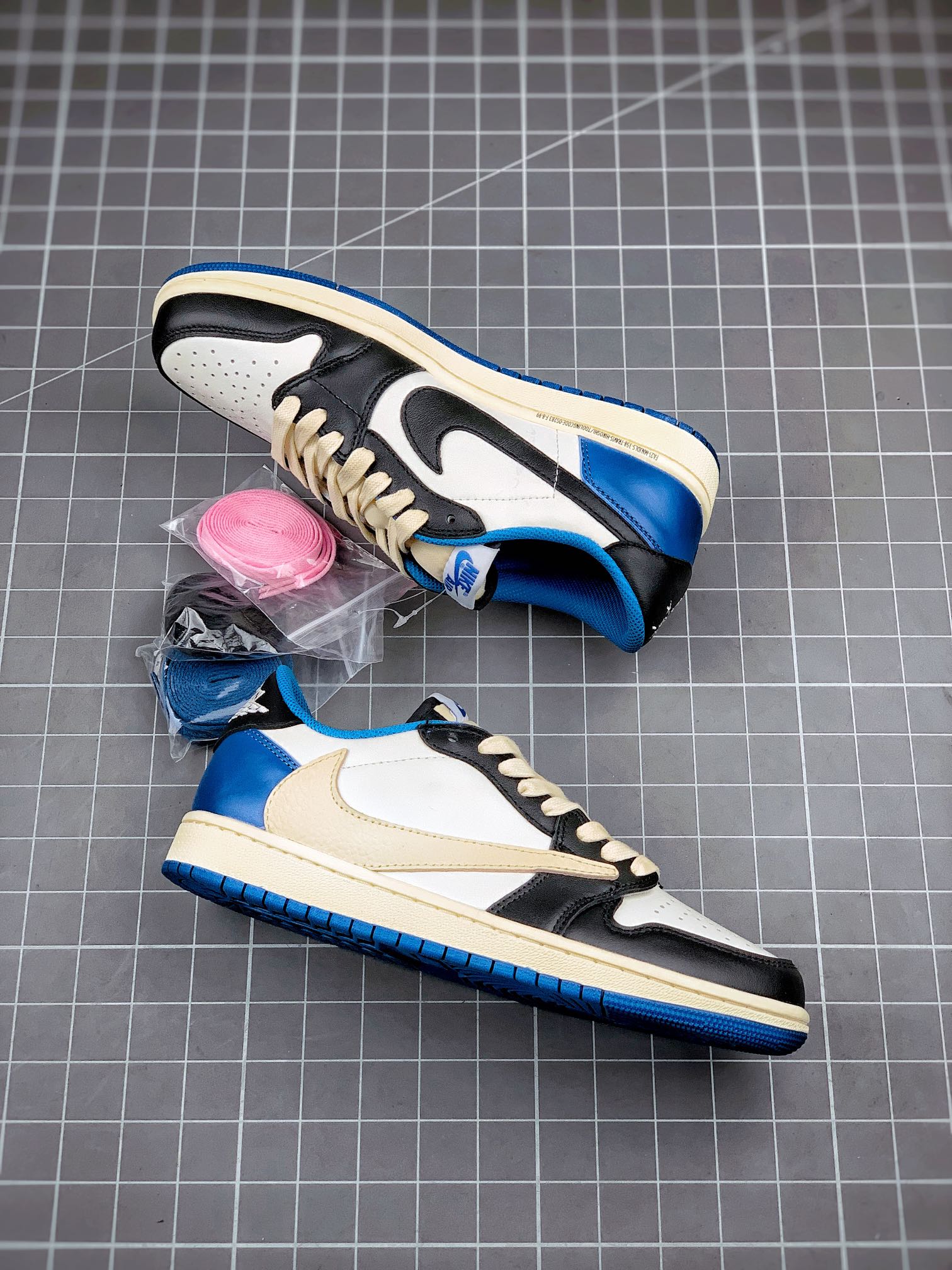 Custom Air Jordan 1 Low Fragment x T-Scott - DM7866-140 sneakerhypes