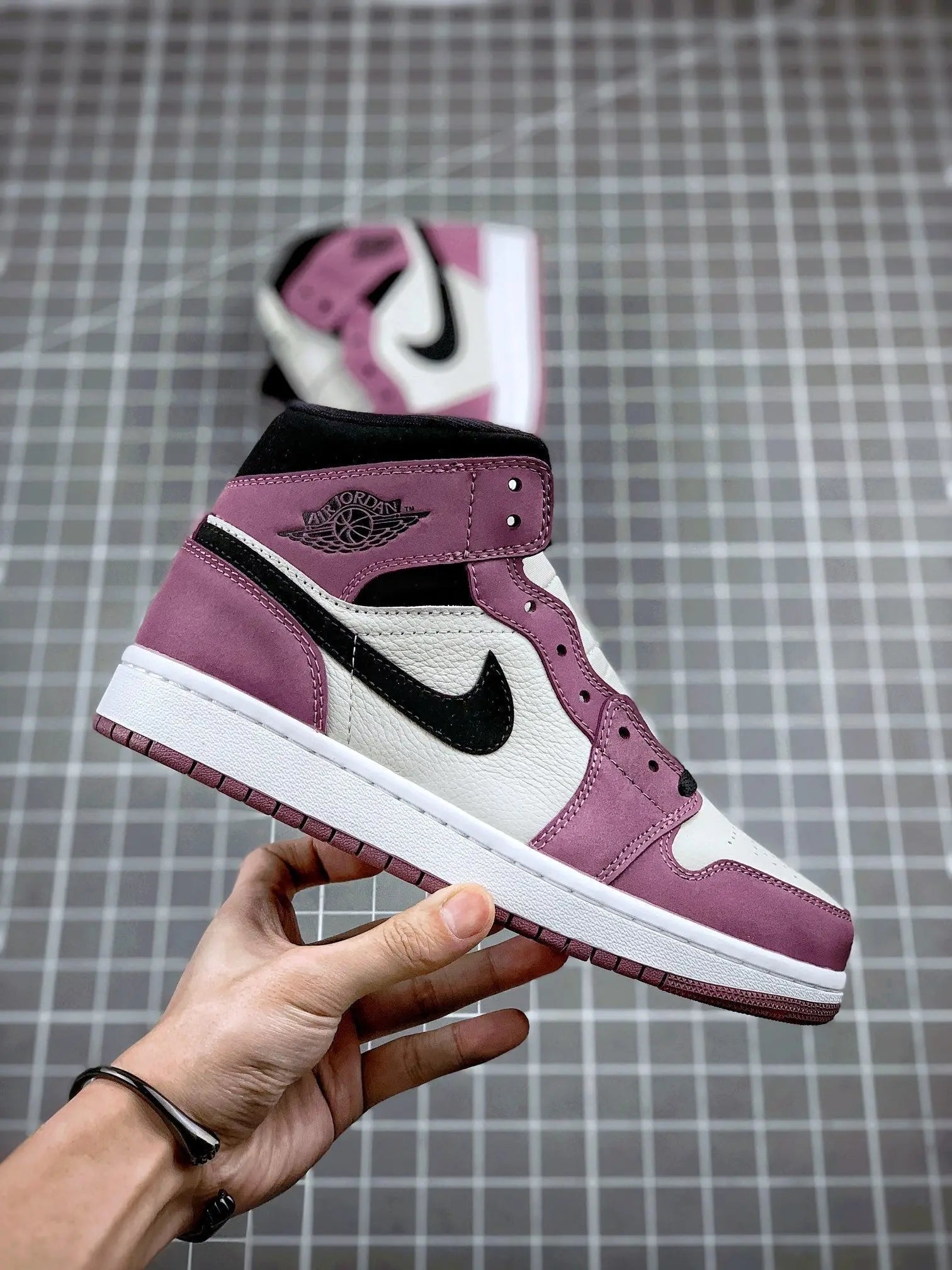 Custom Air Jordan 1 Mid DC7267 - sneakerhypesusa