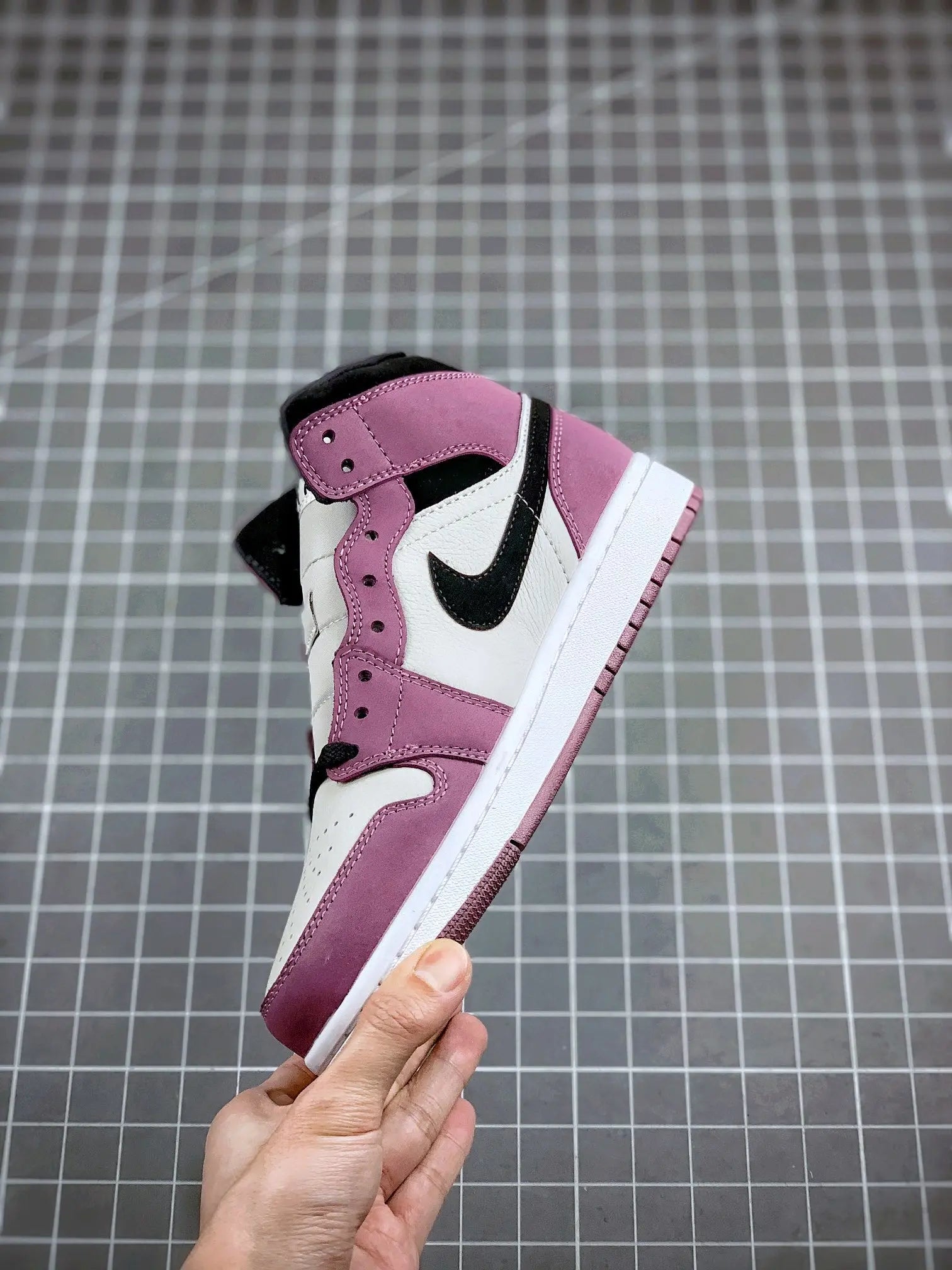 Custom Air Jordan 1 Mid DC7267 - sneakerhypesusa