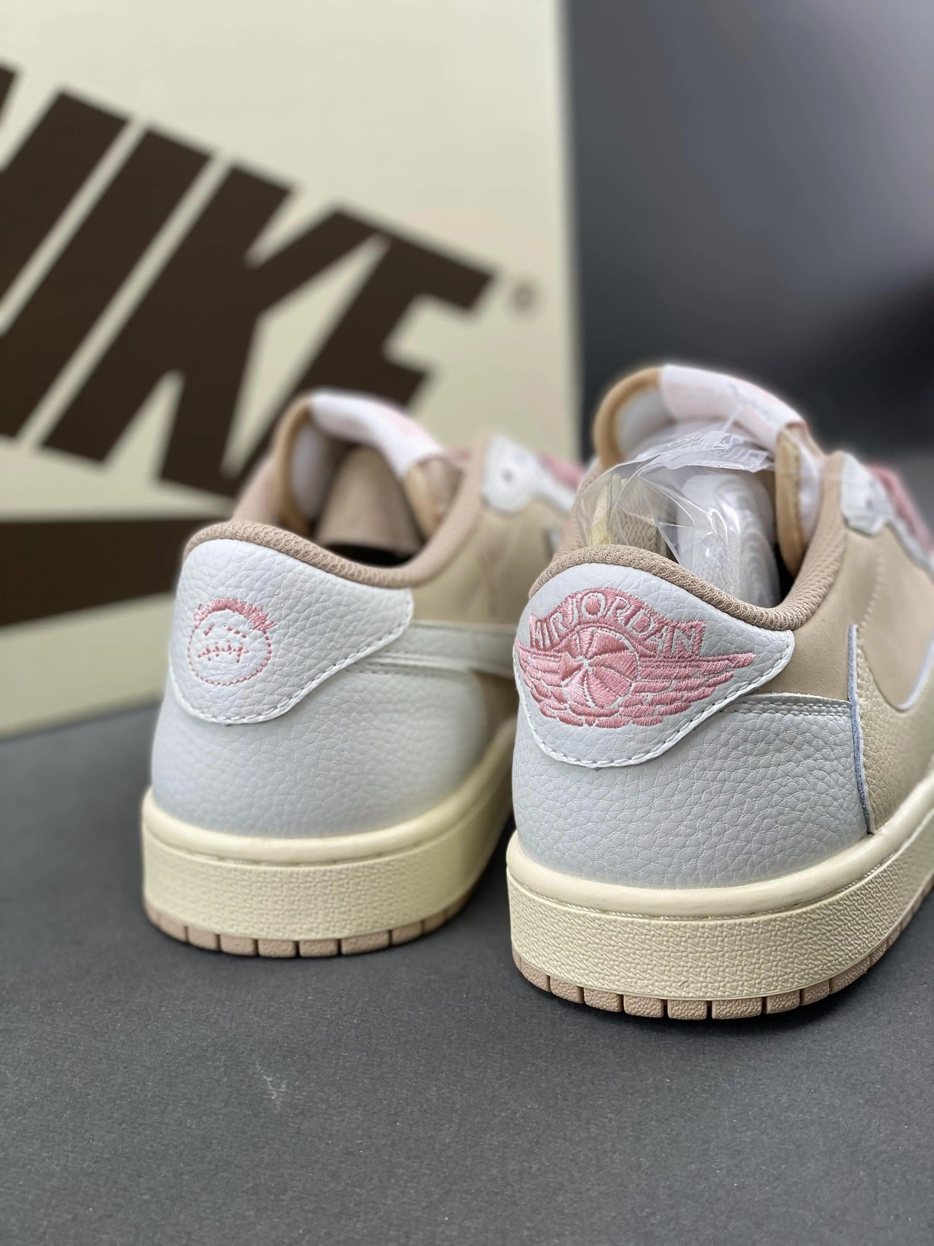 Custom Travis Scott x Air Jordan 1 DM7866-106 - sneakerhillcom