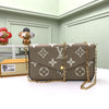 Sneakerhill Beige Pochette Wallet - LUV 578