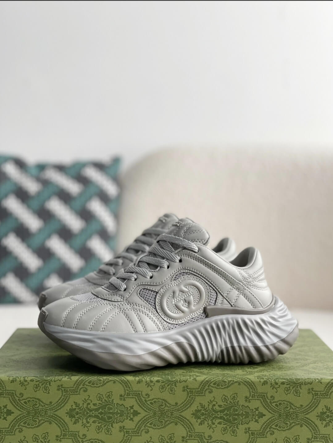 GG Ripple Trainer Gray