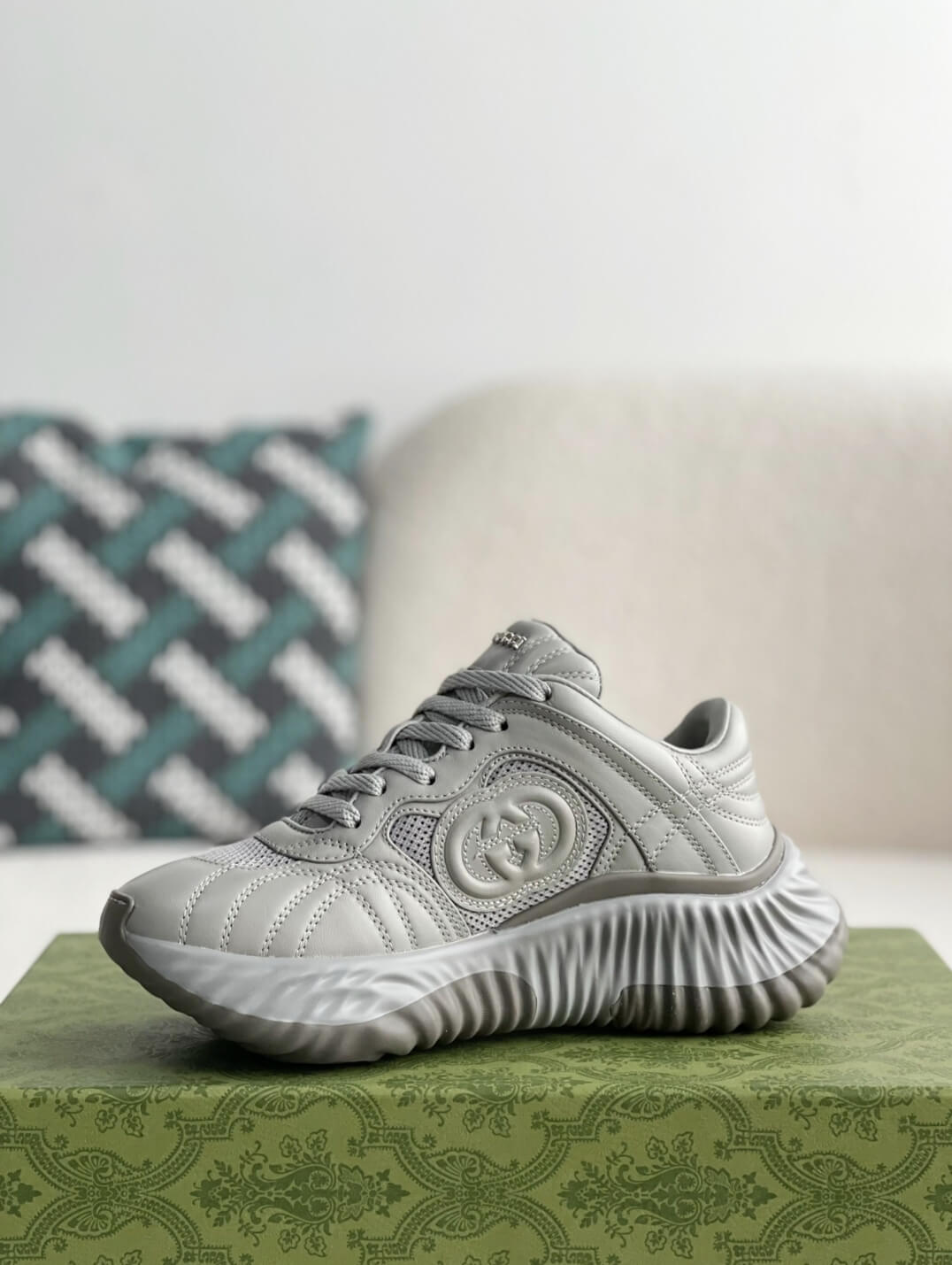 GG Ripple Trainer Gray