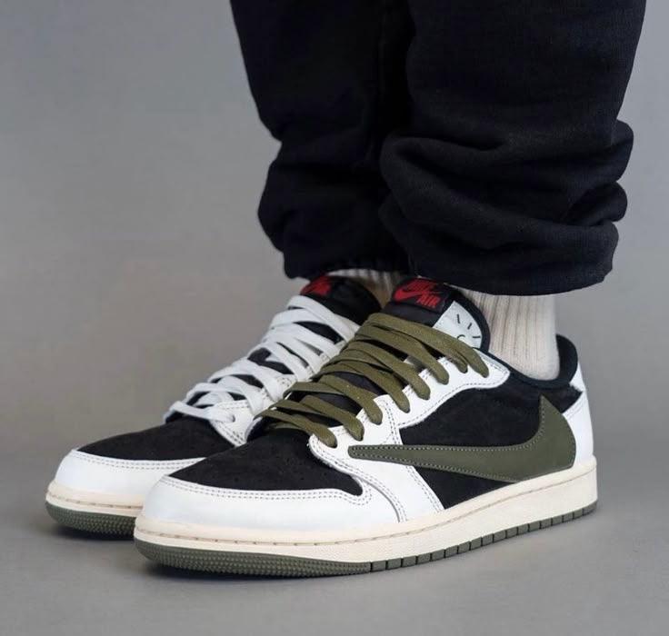 Custom Travis Scott x Fragment x Air Jordan 1 Low DZ4137 106 - sneakerhillcom