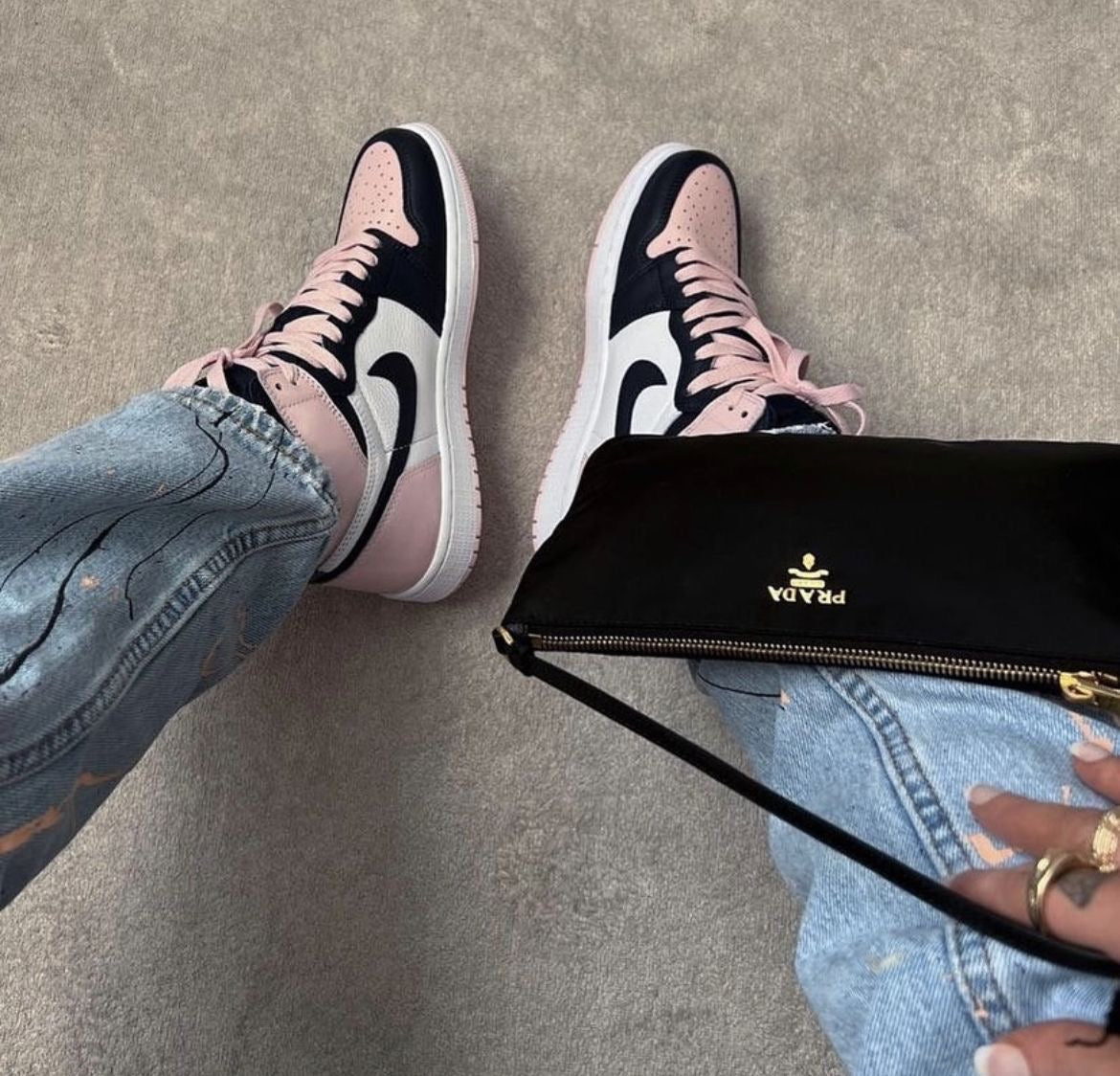 Air Jordan 1 Retro High Wmns OG SE 'Bubble Gum' - sneakerhillcom