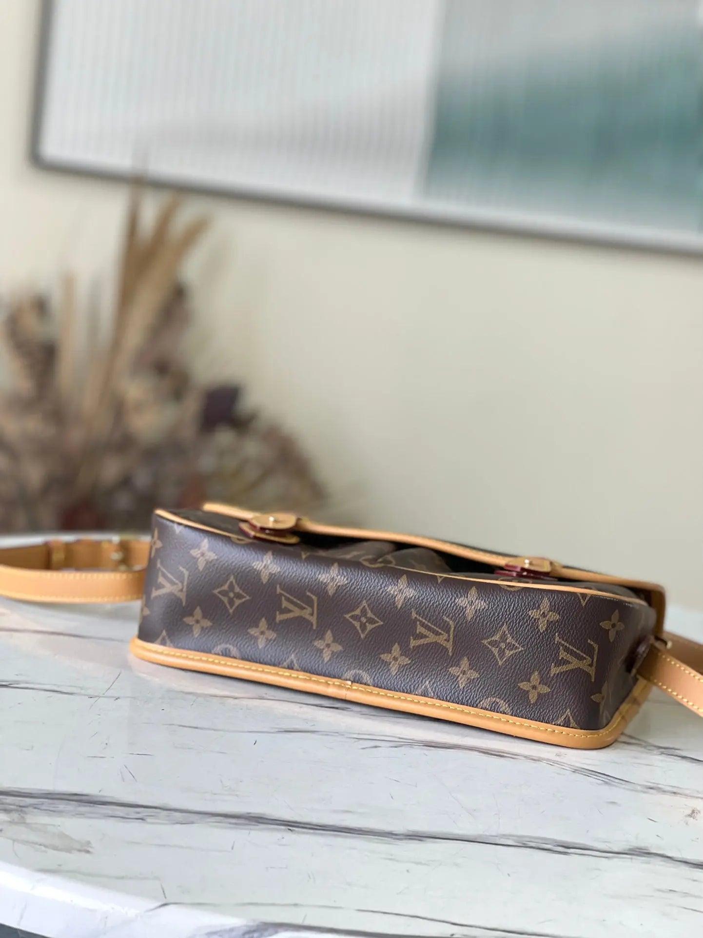 LV Monogram M42247 - sneakerhillcom