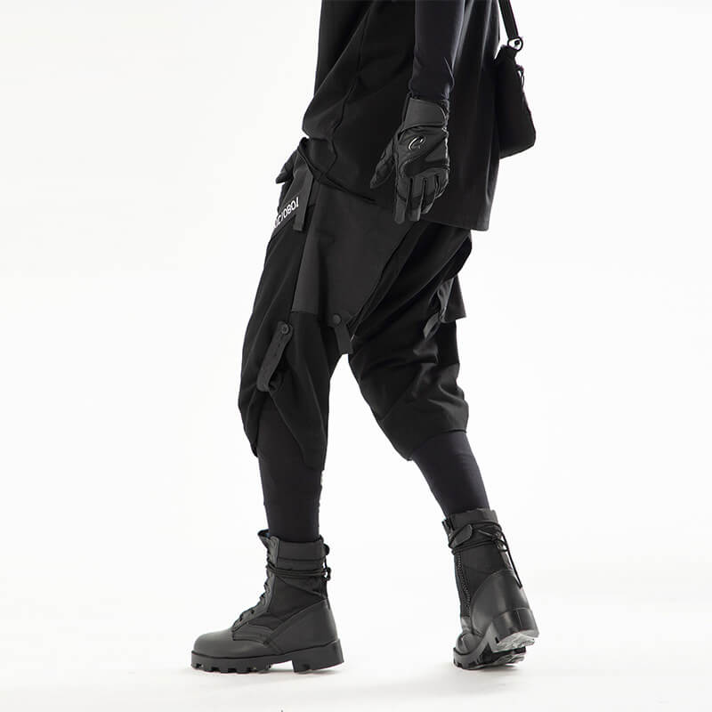 TECHWEAR CARGO PANTS ' Kokuto 'Short Cargo Pants - sneakerhillcom