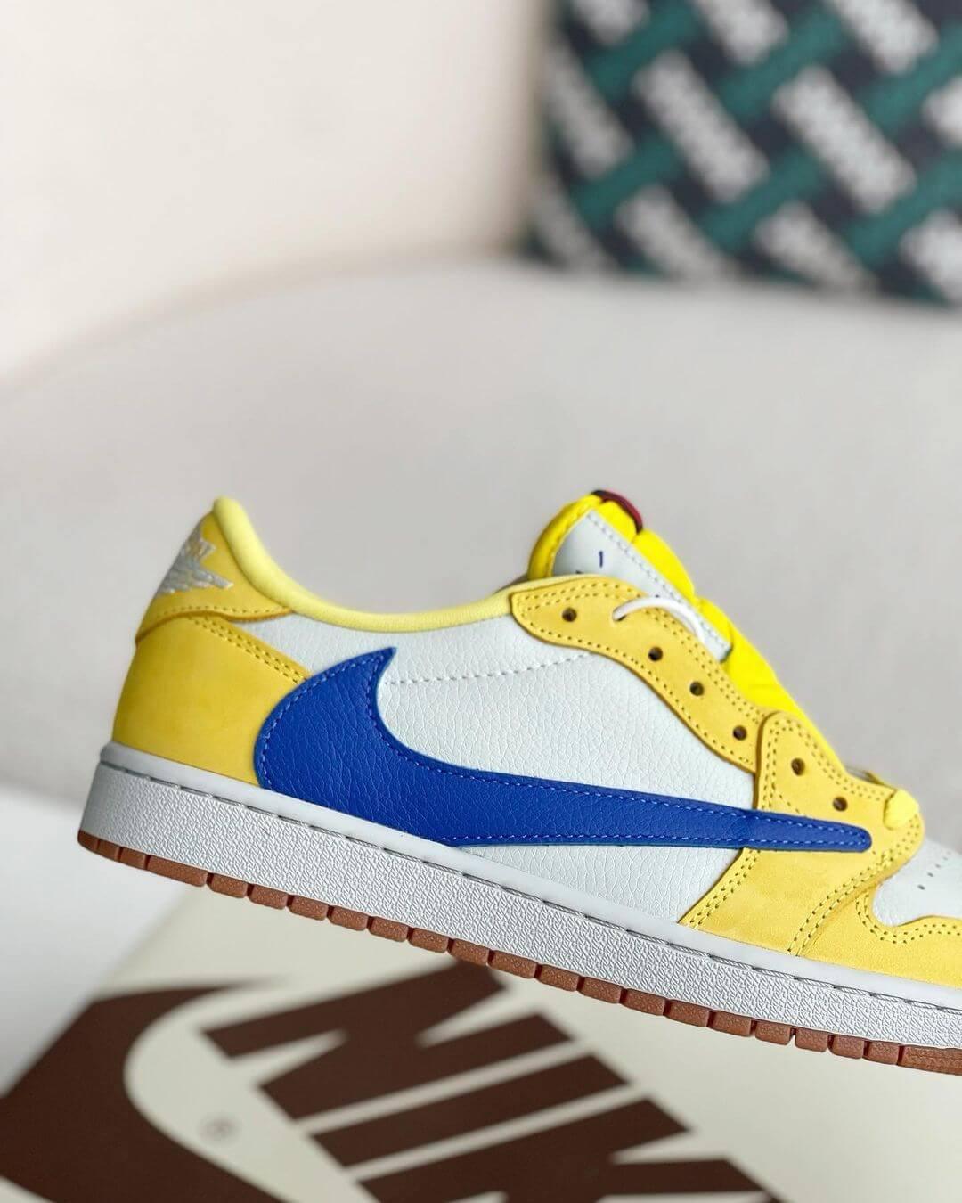 Travis Scott x Fragment x Air Jordan 1 Low - sneakerhillcom