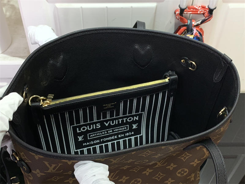 Sneakerhill LV Monogram Bag M12061 1984brand