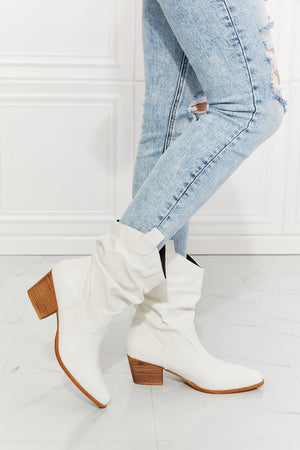 MMShoes Better in Texas Scrunch Cowboy Boots in White Trendsi