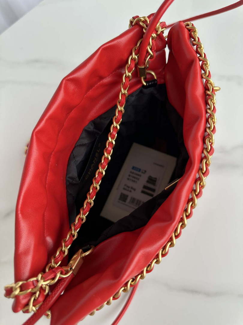 Sneakerhill - Shiny Calfskin Bag Black & Red