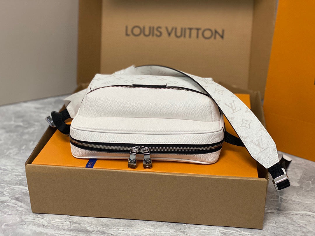 LV Taigarama Outdoor M30233 - sneakerhillcom