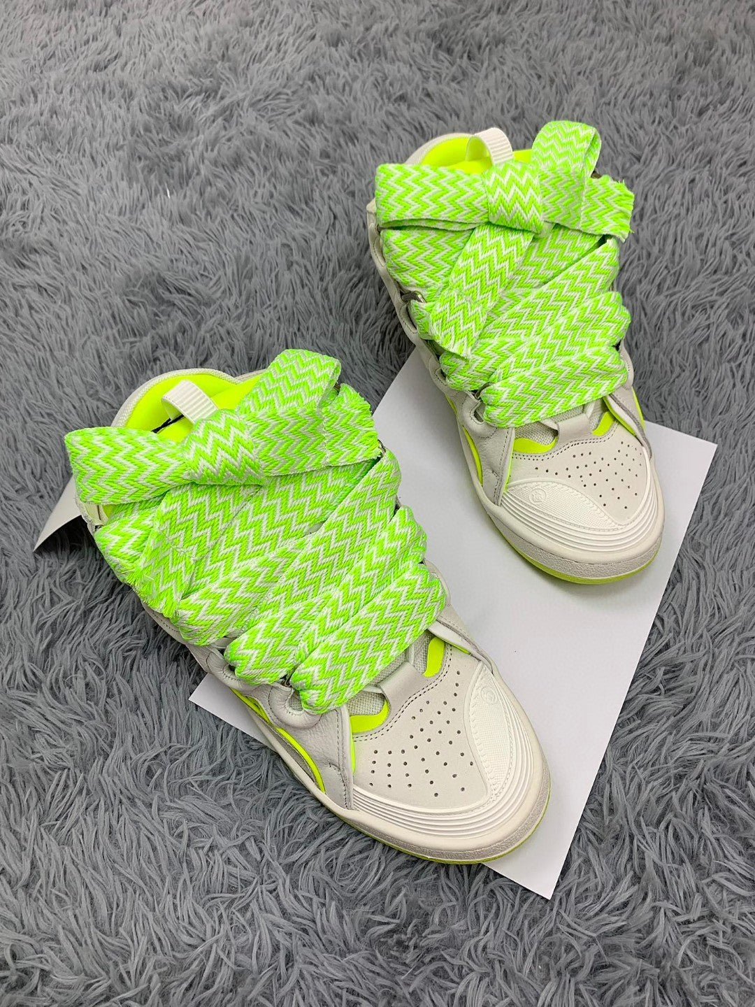 Premium  Women Leather Curb Sneaker white fluorescent yellow - sneakerhillcom