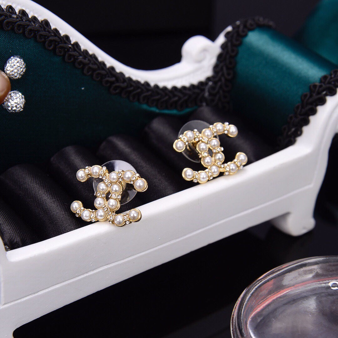 Sneakerhill - Luxury Edition Earring CH-L 001