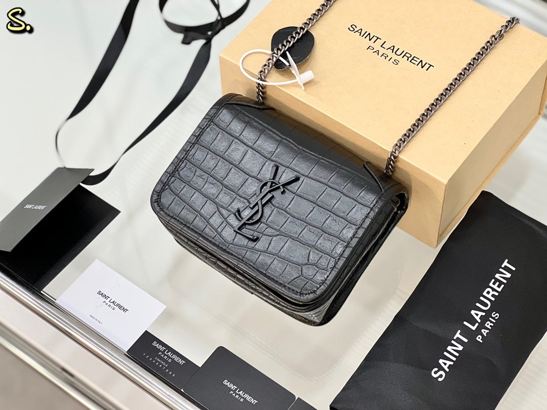 Sneakerhill - Luxury Edition Bags SLY 215