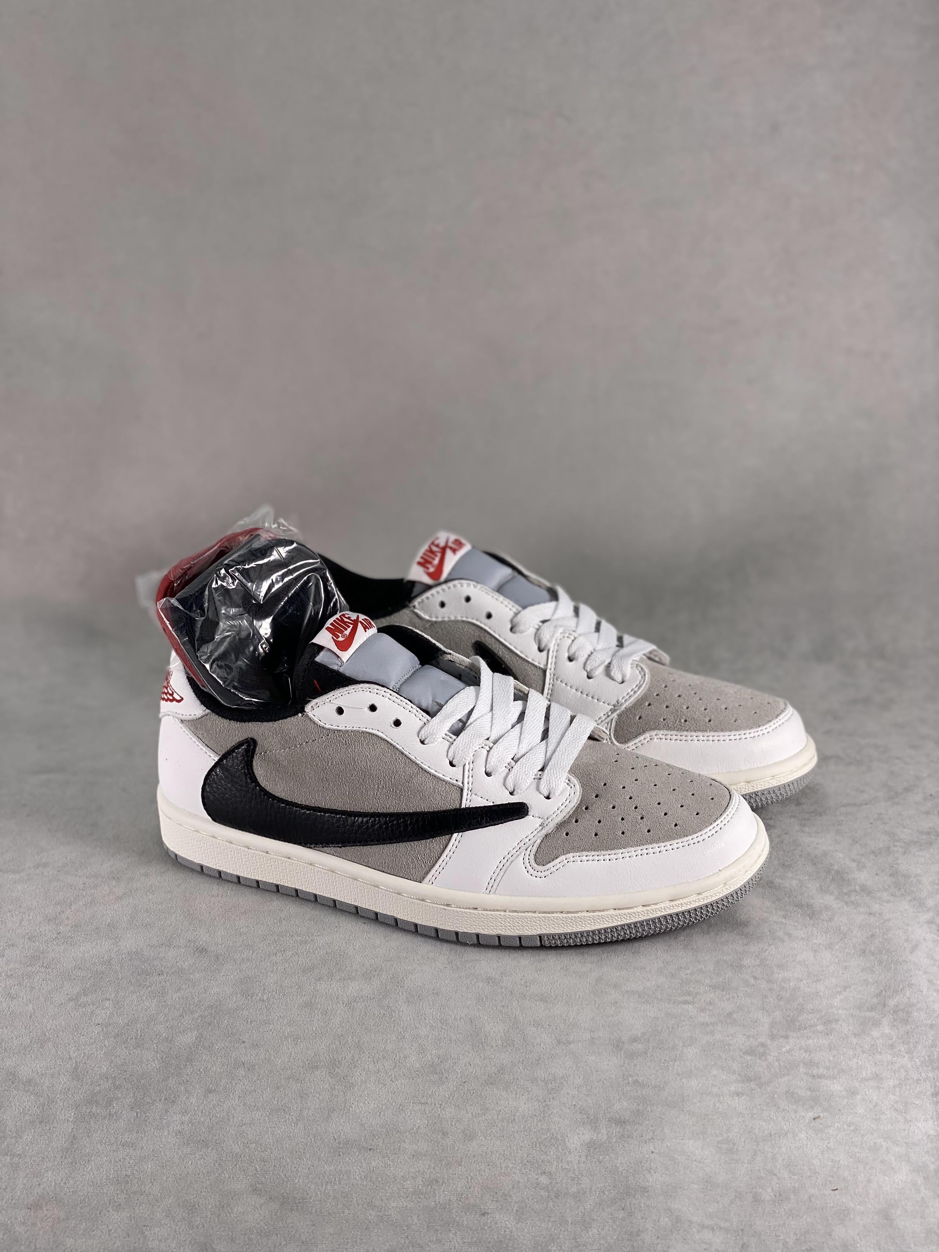 Custom Travis Scott x Fragment x Air Jordan 1 Low DM7866 162 sneakerhypes