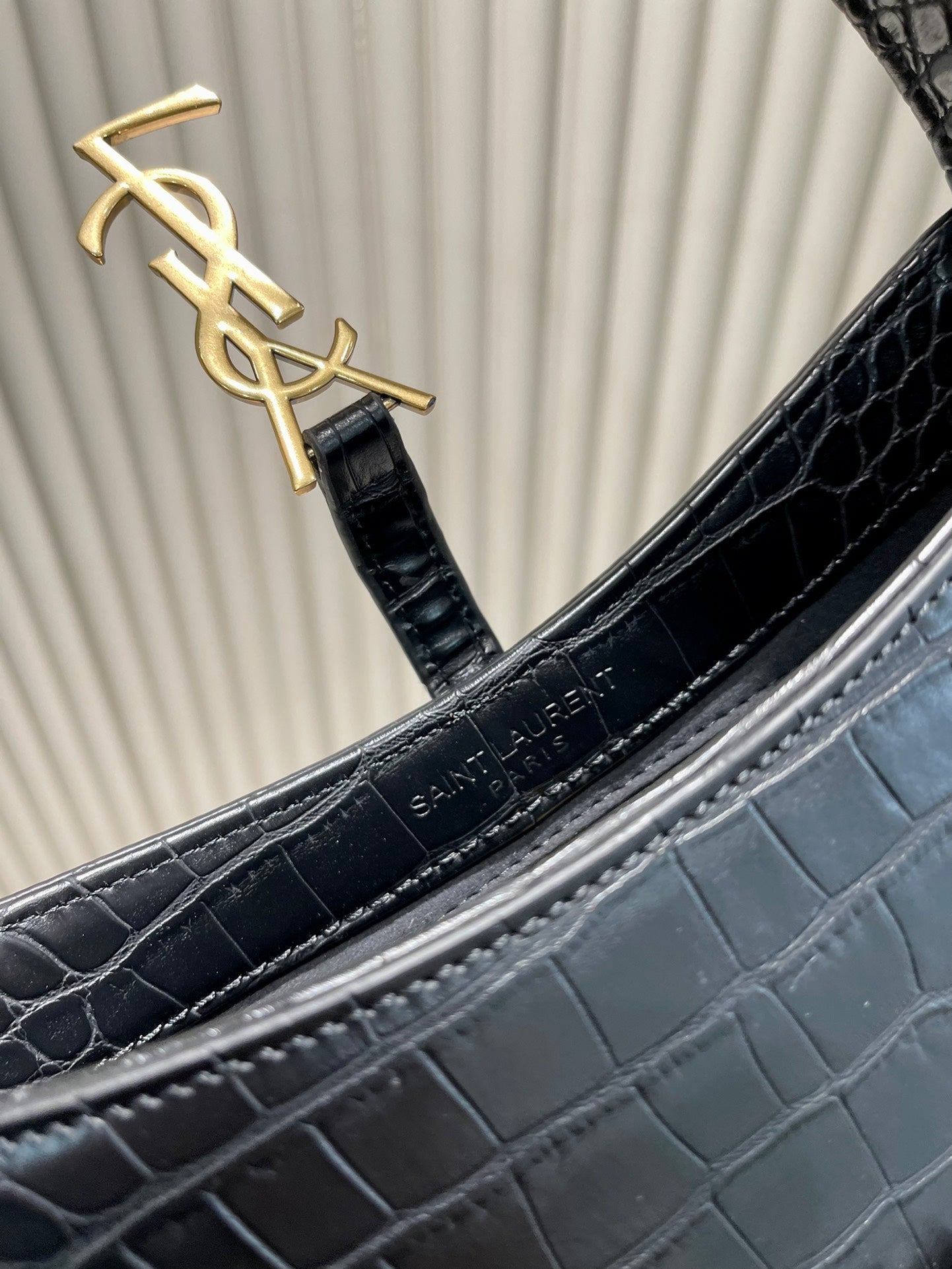 Sneakerhill - Luxury Edition Bags SLY 223